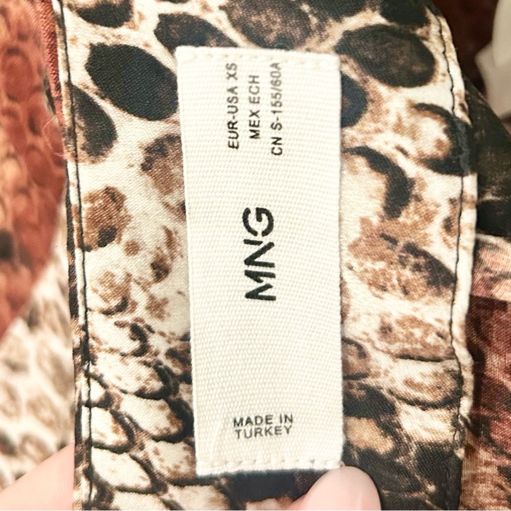 NWOT Mango Women’s Brown and Cream Snake Print Midi Skirt with Slit - Picture 4 of 5